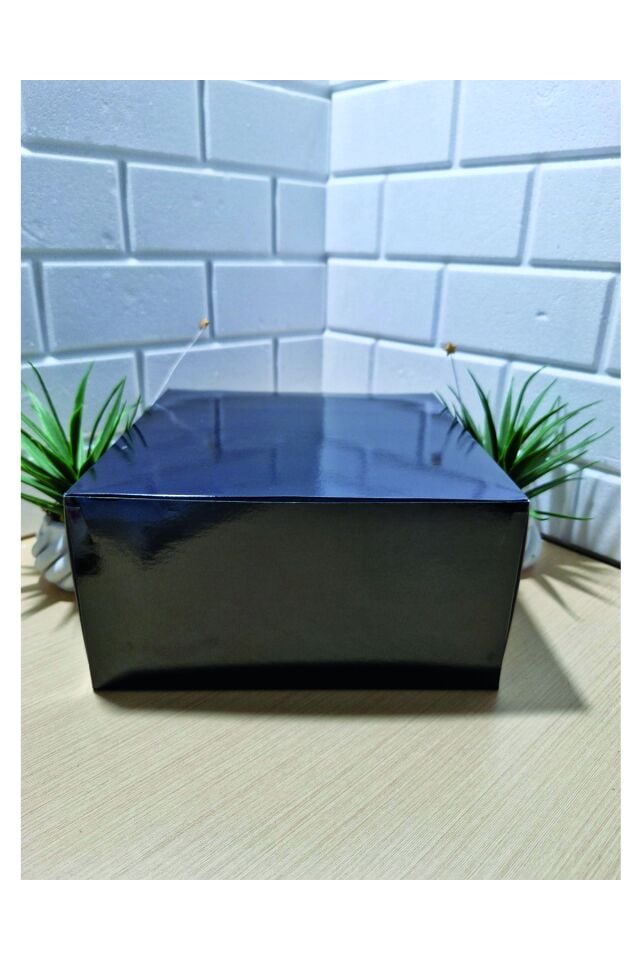Pasta Kutusu 19x19x13 cm 1 Adet